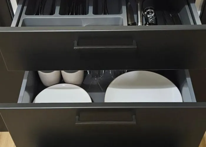 Sullane Weirs Apartment *